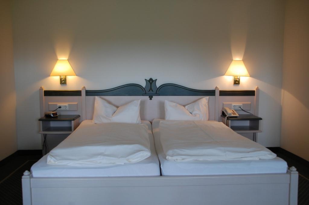 Gutshaus Redewisch Hotel & Restaurant Boltenhagen  Cameră foto