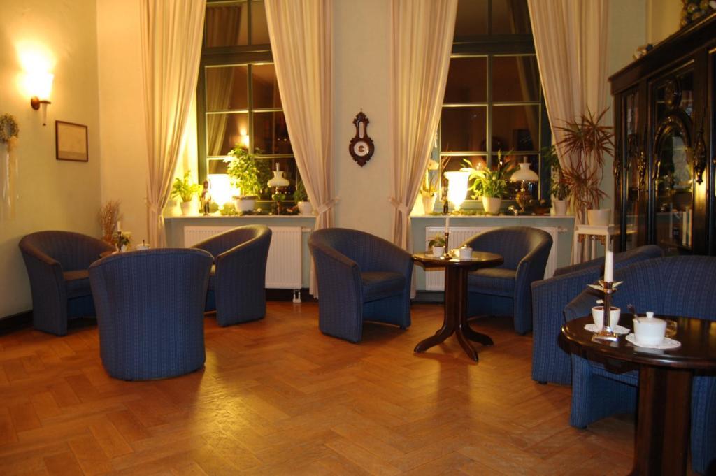 Gutshaus Redewisch Hotel & Restaurant Boltenhagen  Exterior foto